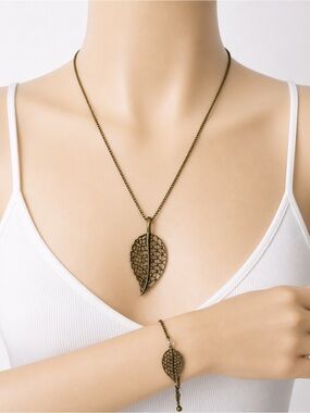 Vintage Bronze Leaf Pendant Necklace & Bracelet‎ Set Boho